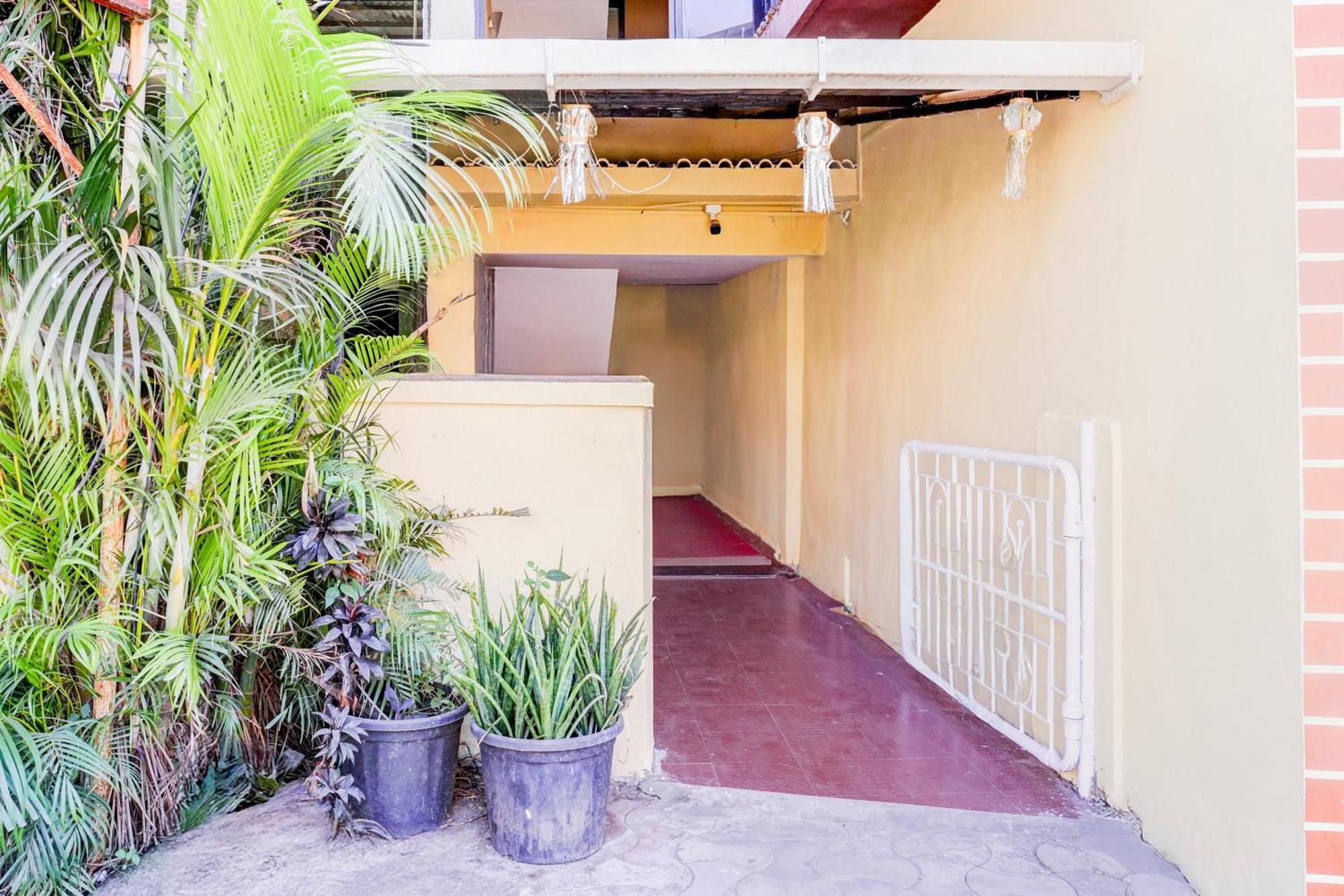 Super Collection O Panjim Near Miramar Beach Taleigao Exterior photo
